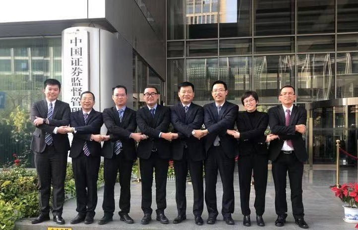 ���ˣ�Williamϣ������������β�����������˳��ͨ��֤������